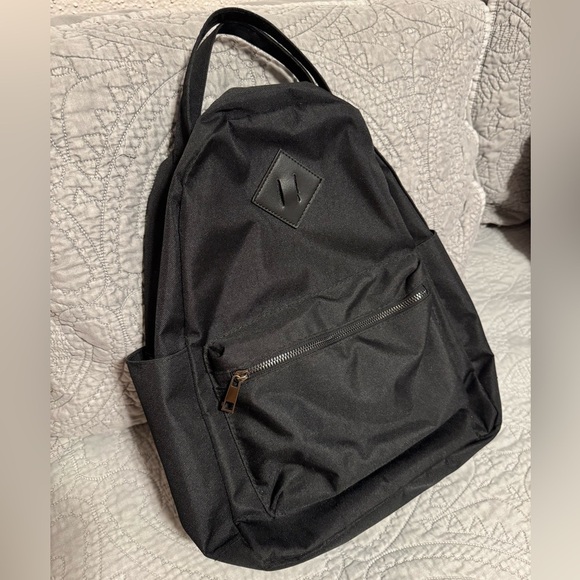NWOT Classic Black Backpack with Interior Laptop Sleeve - Picture 3 of 5
